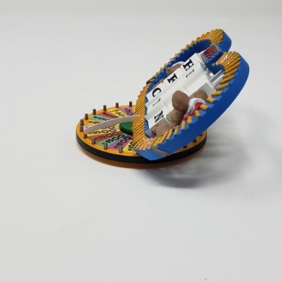 1995 hallmark wheel of fortune Handcrafted Keepsake Christmas Holiday ornament - Picture 7 of 7